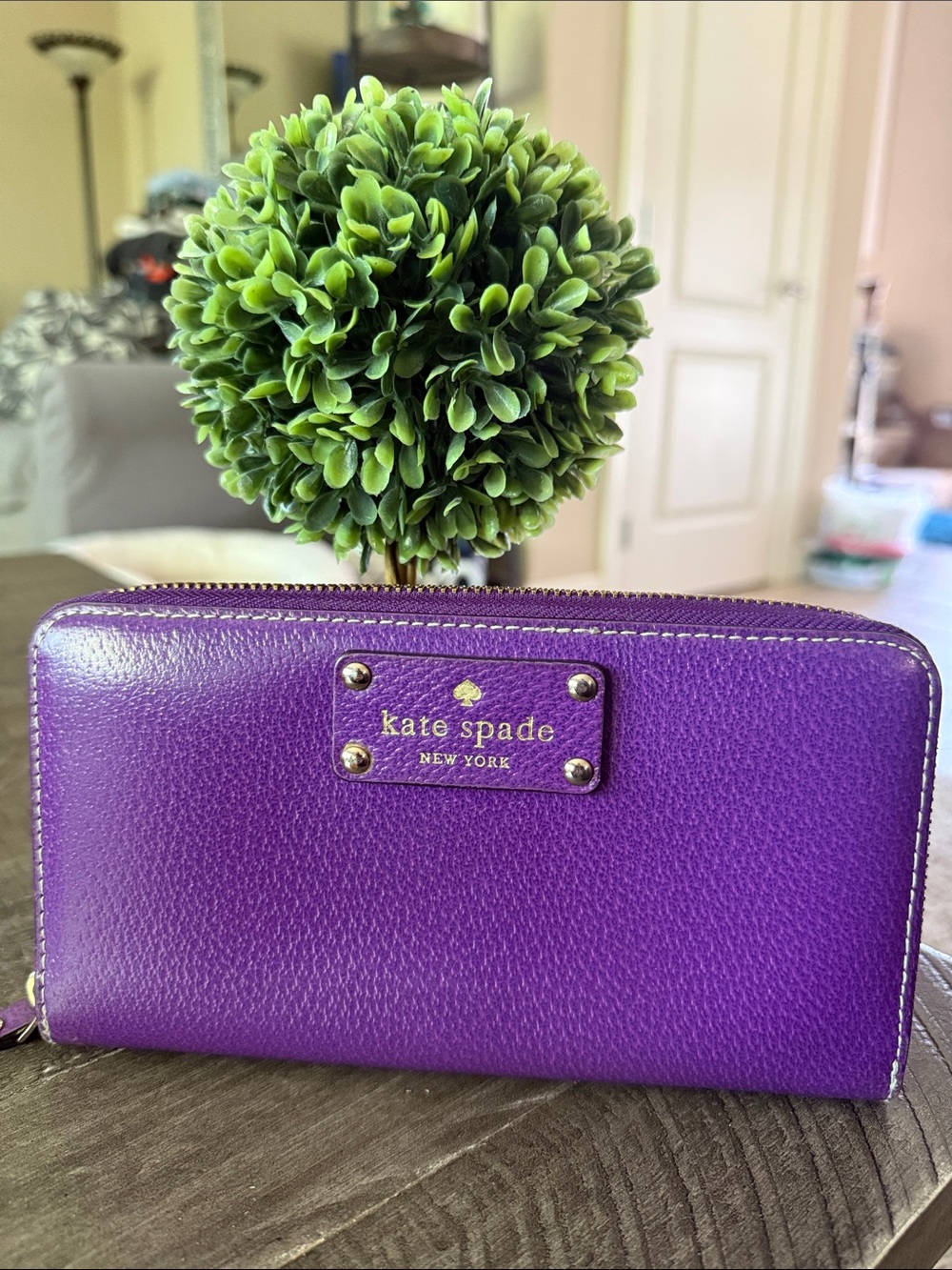 Kate Spade purple zip-around wallet - Picture 12 of 12